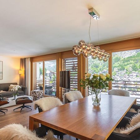 Modern Apartment With View Over Церматт Экстерьер фото